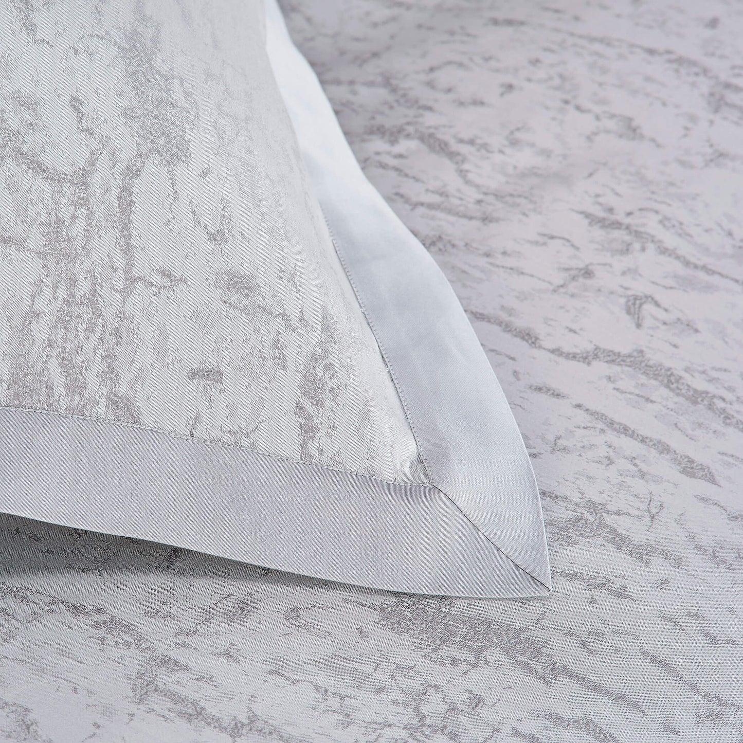 Canova Duvet Cover
