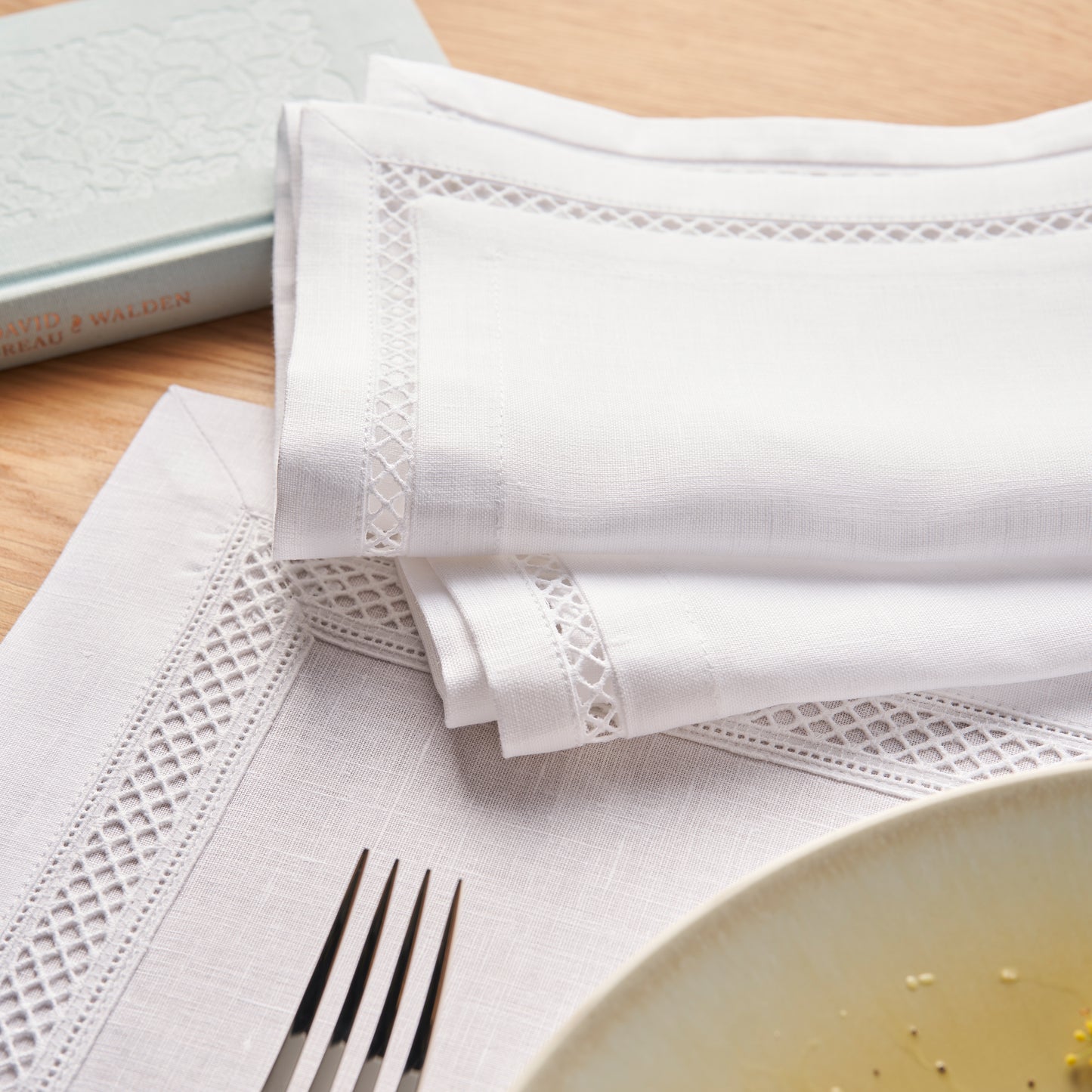 Elise Lace Napkin