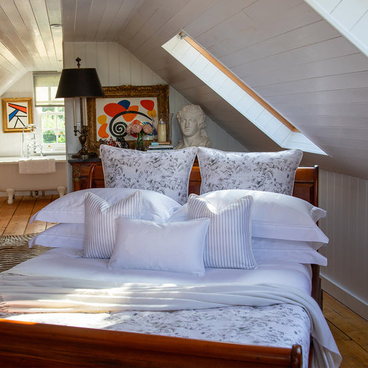 Warm Harbour Bed Runner in Shell White