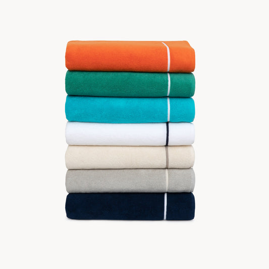 Croisiere Beach Towel