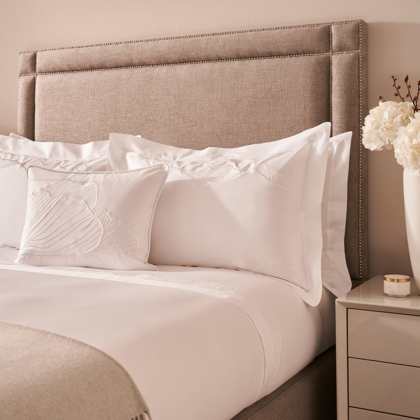 White Coral Oxford Pillowcase