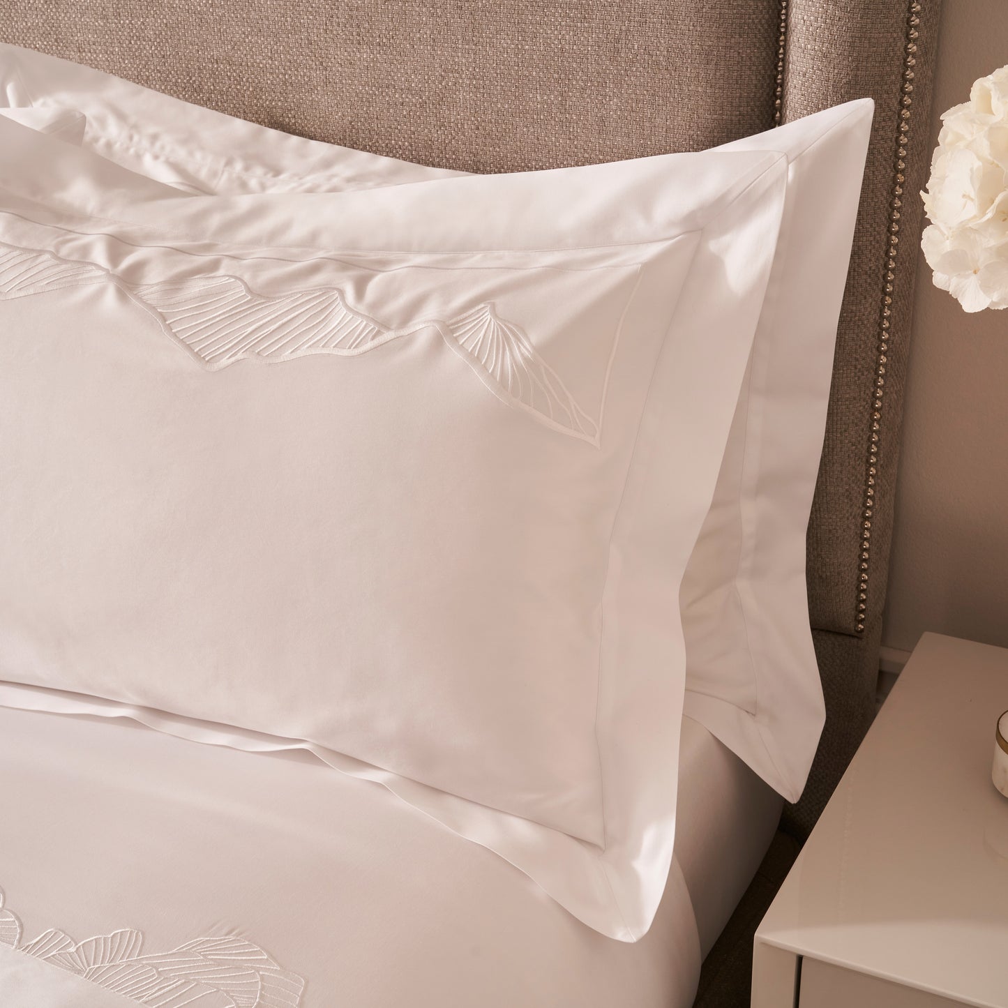 White Coral Oxford Pillowcase