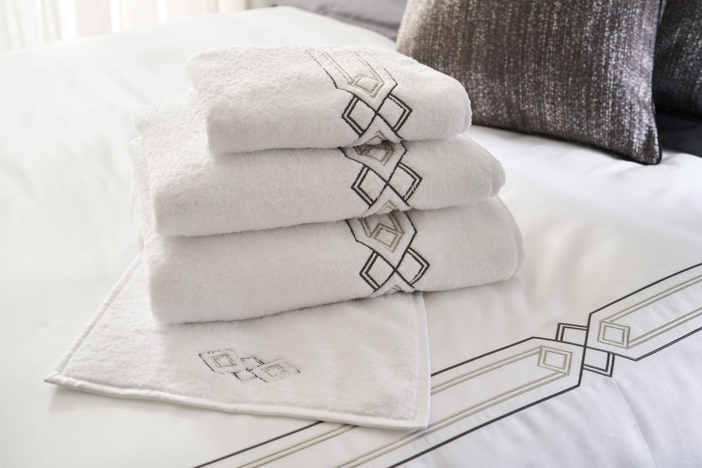 Gatsby Towel