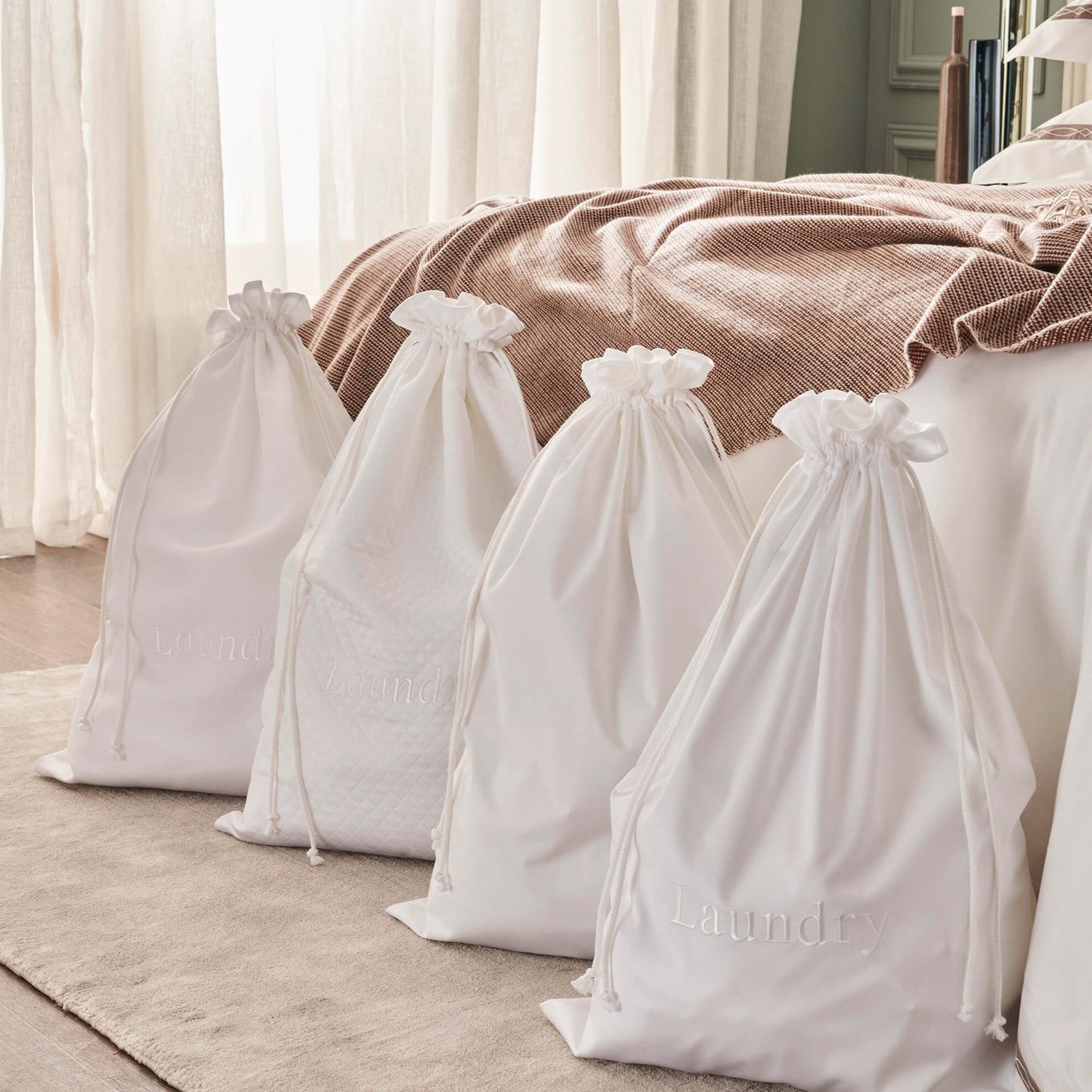 CNV1 Laundry Bag