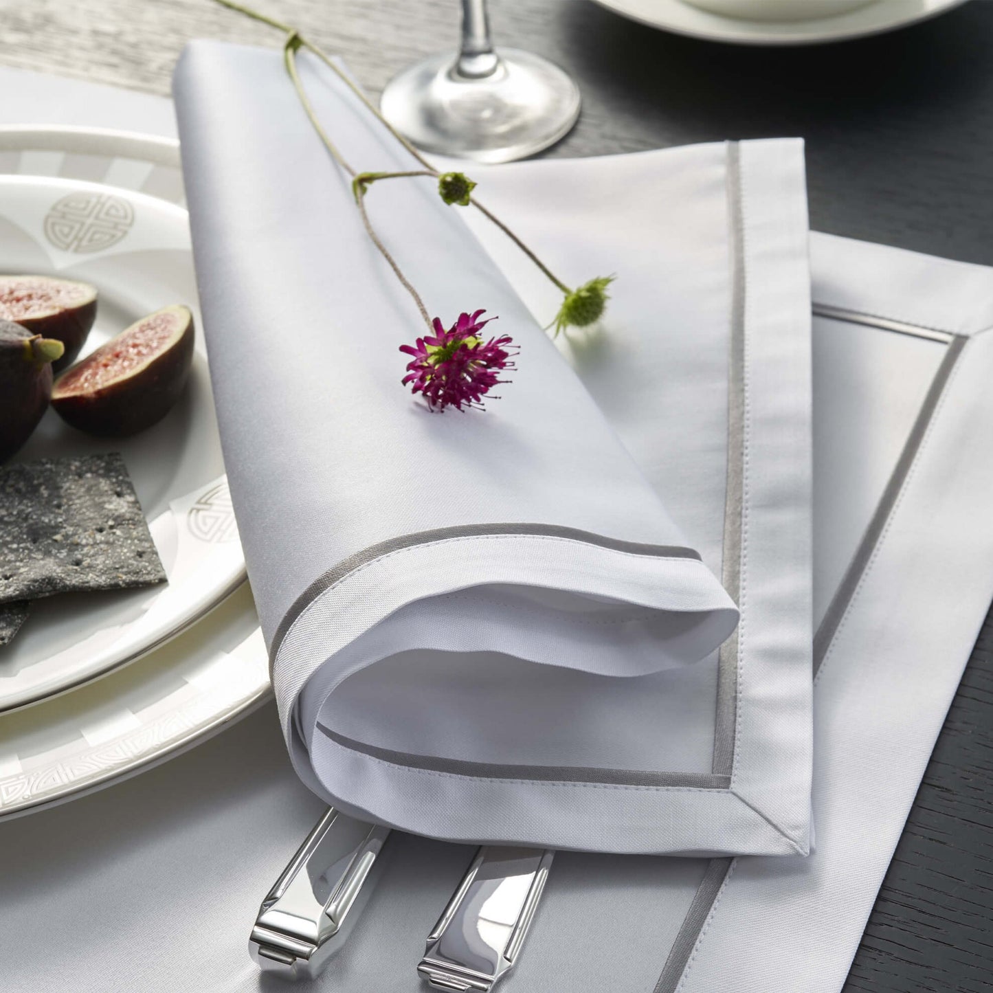 Savoy Napkin