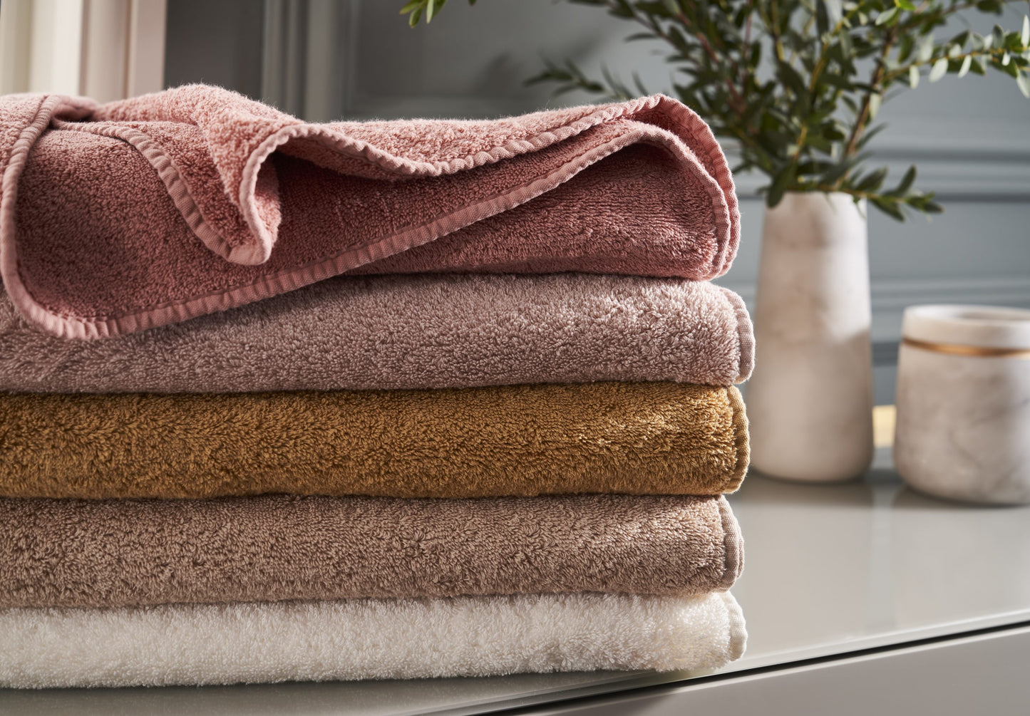 Ultimate Mid Loop Towel